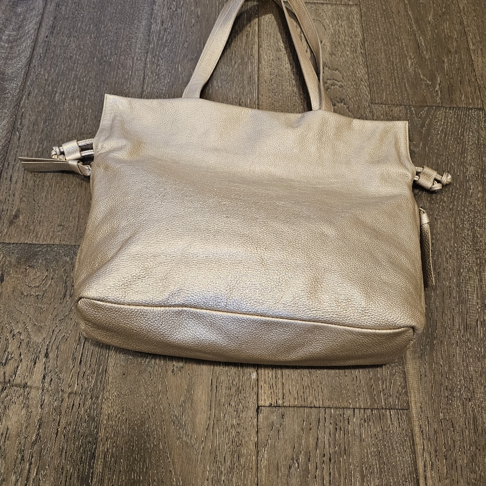 Tote Le Monde Leather Tote - Picture 4 of 8